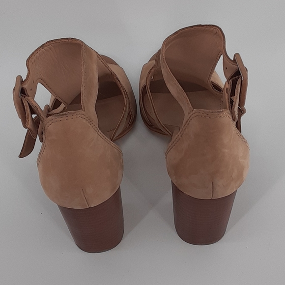 Aldo Tan Chunky Heels - Picture 3 of 6